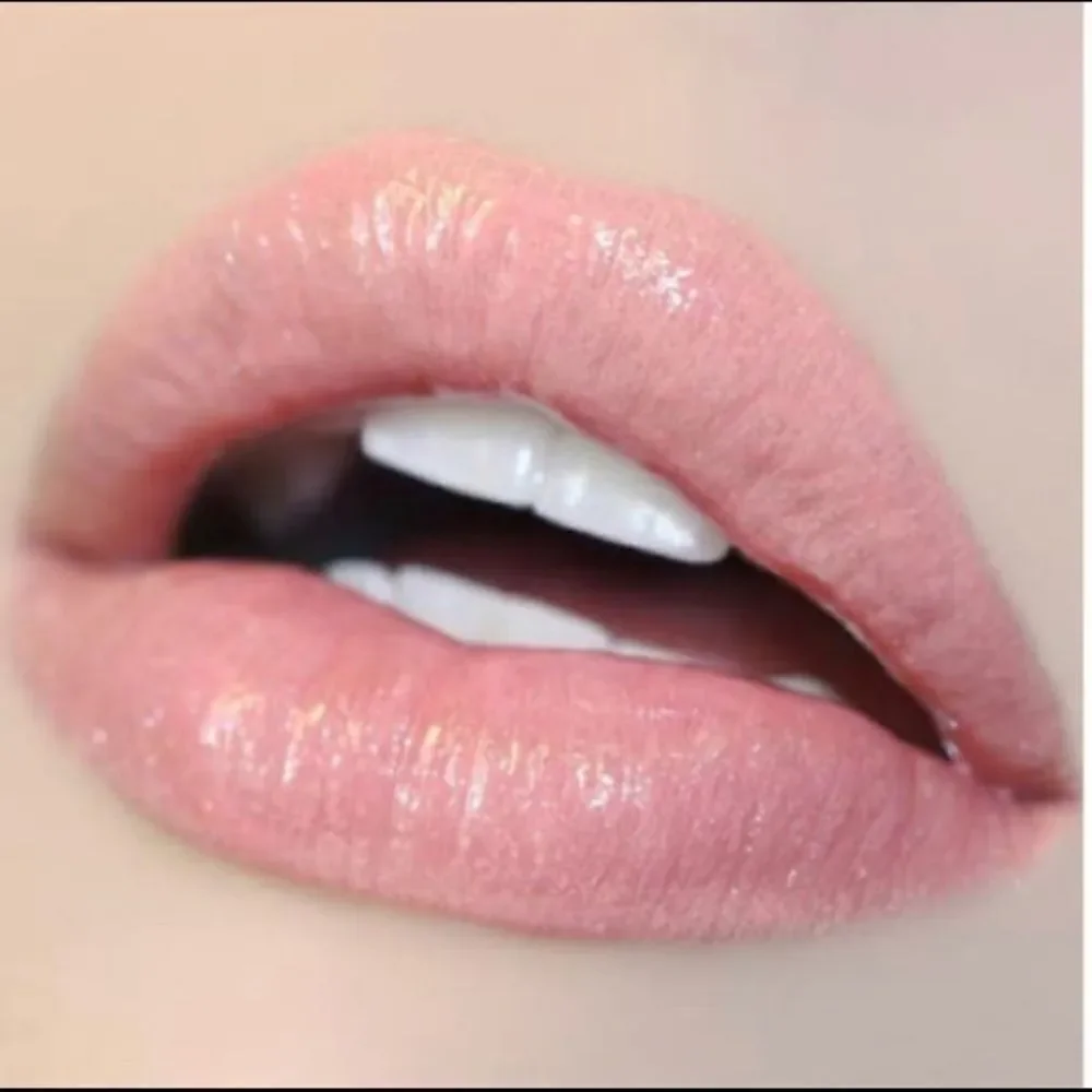 HP😍Girlactik Lip & Eye Trio Poise